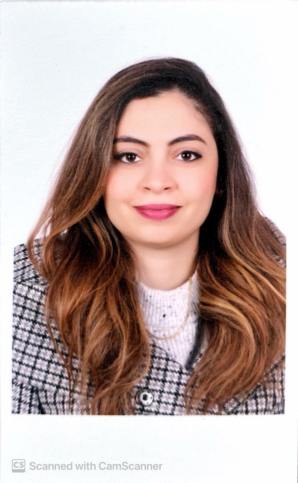 Dr. Salwa